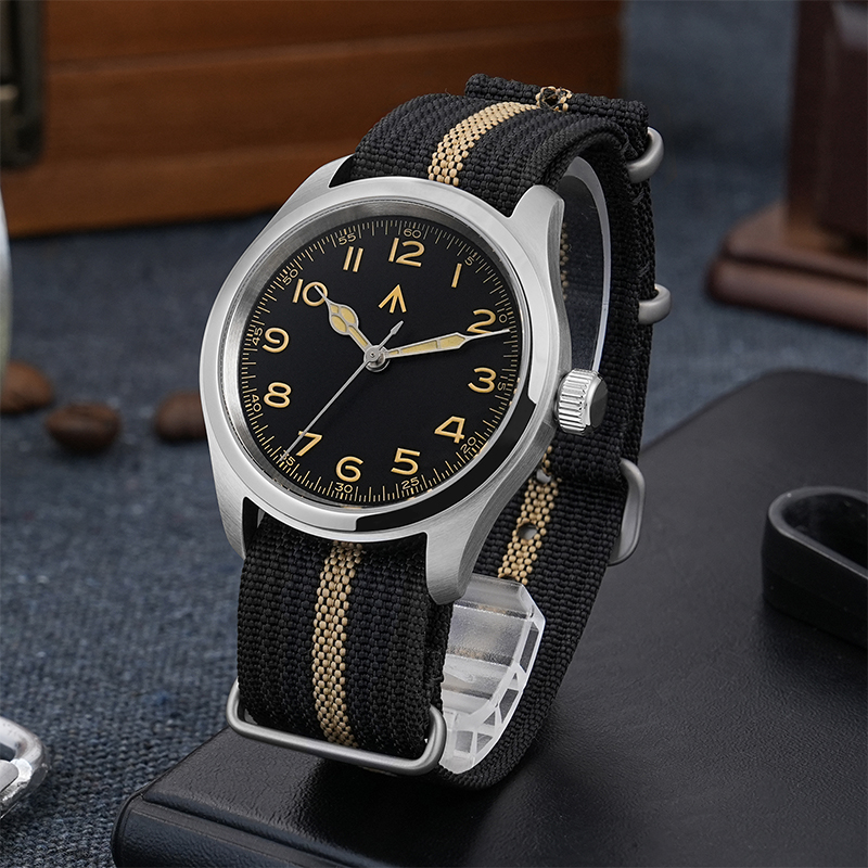 Militado ML08 Field Watch VH31 - Vintage Watch Crystal 评论和价格
