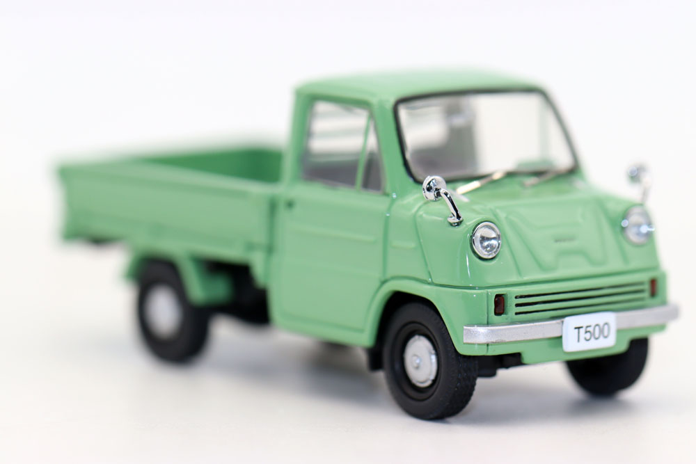 Ebbro 1/43 Scale T500 Truck Vi - Vintage Collectible Trucks 评论和价格