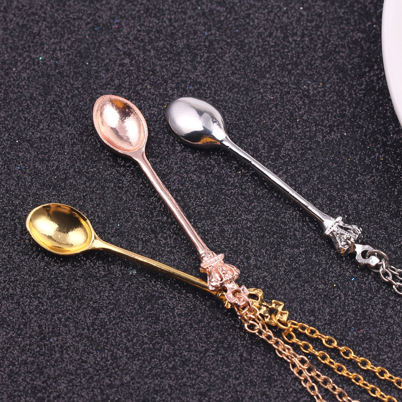 Alice Vintage Gold Crown Spoon - Vintage Collectible Spoons 评论和价格