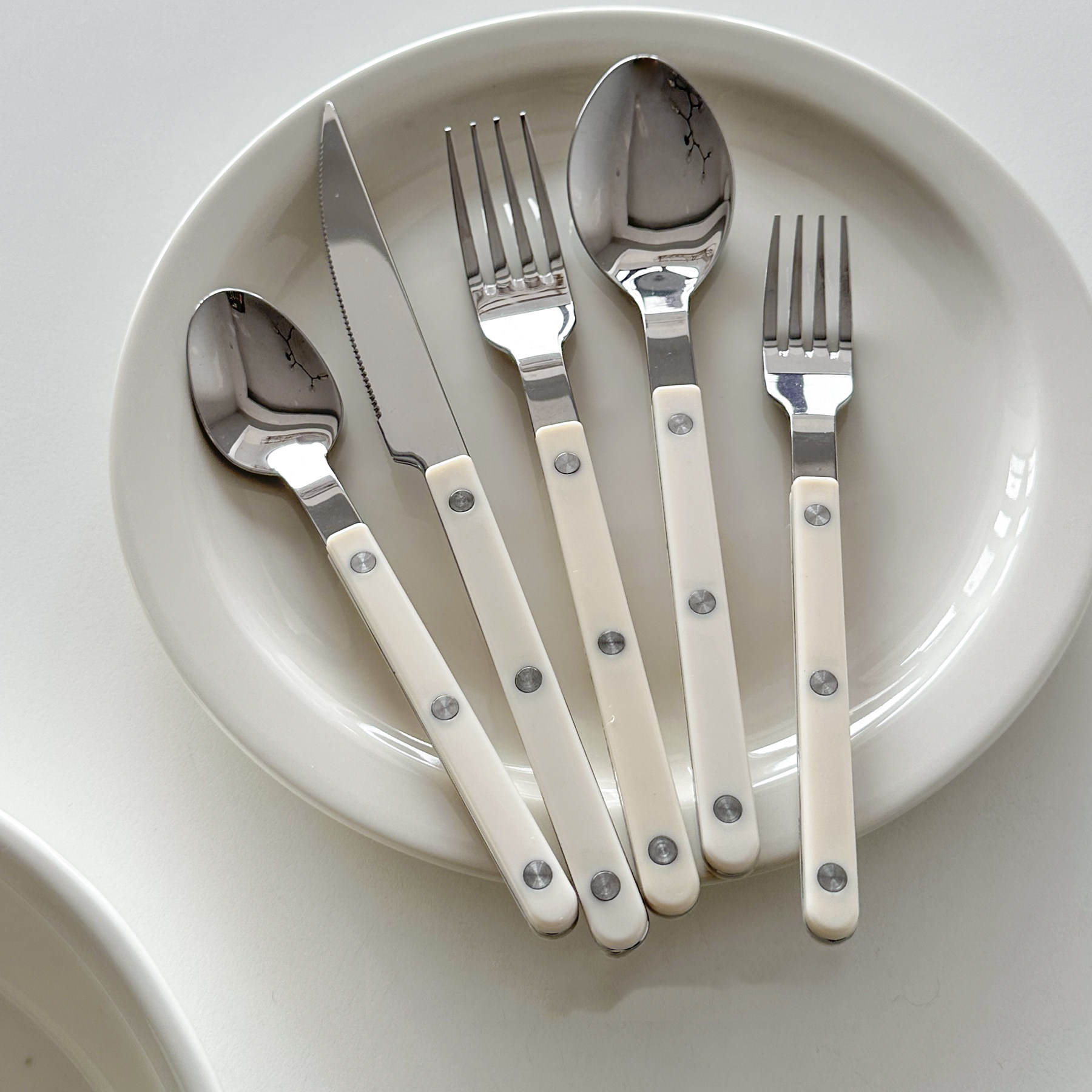 French vintage milk white retr - Vintage Collectible Spoons 评论和价格