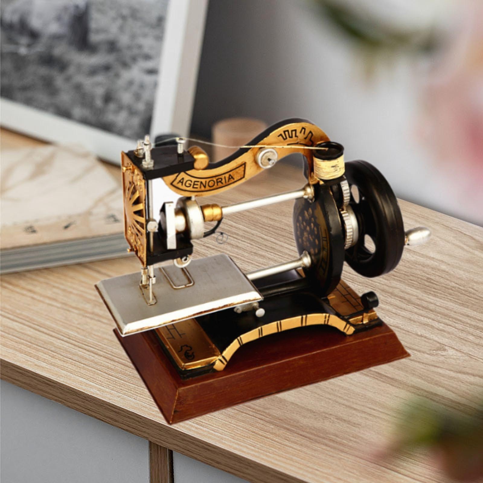 Vintage Sewing Machine Model T - Vintage Collectible Clothing 评论和价格
